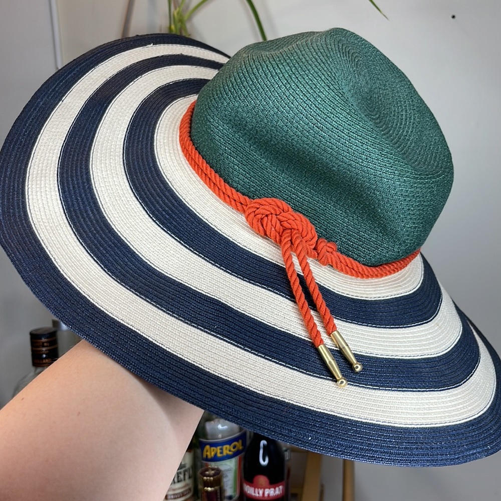 Eugenia Kim Hat Like New BEAUTIFUL